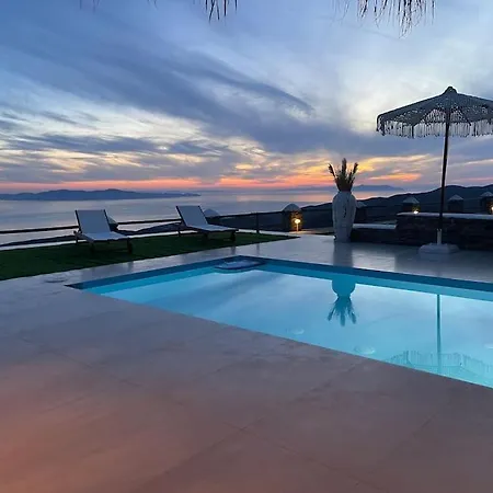 Villa Nicol *