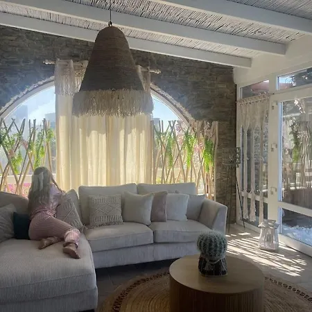 Villa Nicol Arnados